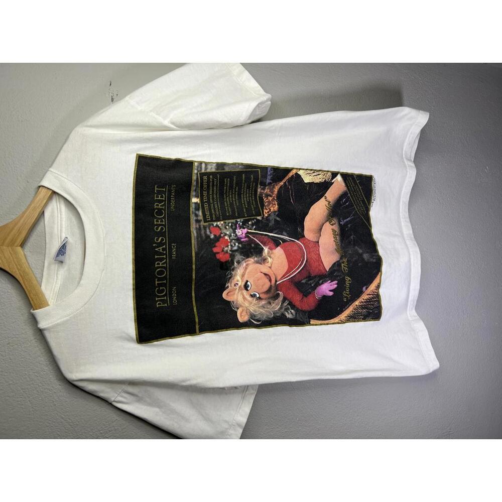 Vintage PigToria's Secret T-Shirt - Size Large